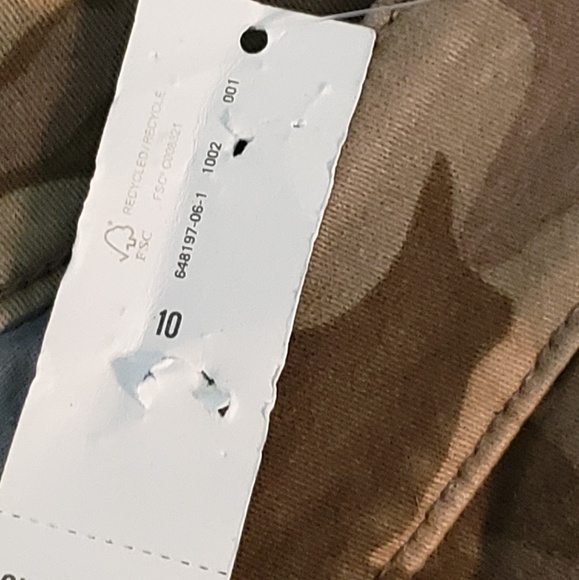 Old Navy Camouflage Jeans - Picture 7 of 7